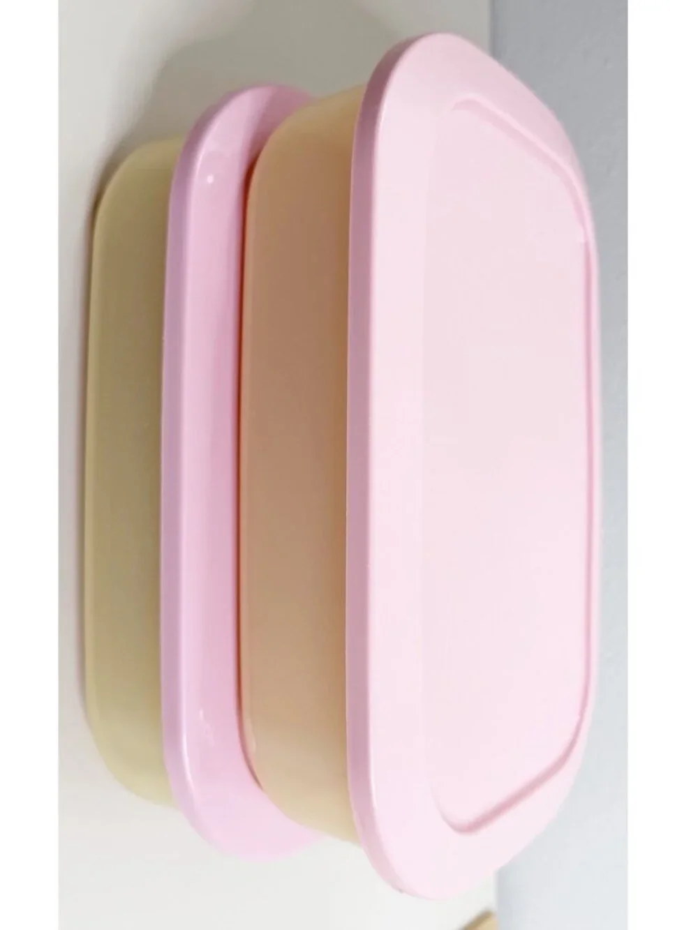 VTG Super Seal 116 oz 12x8 Food Storage Container Pink Rectangular (Lot Of 2)